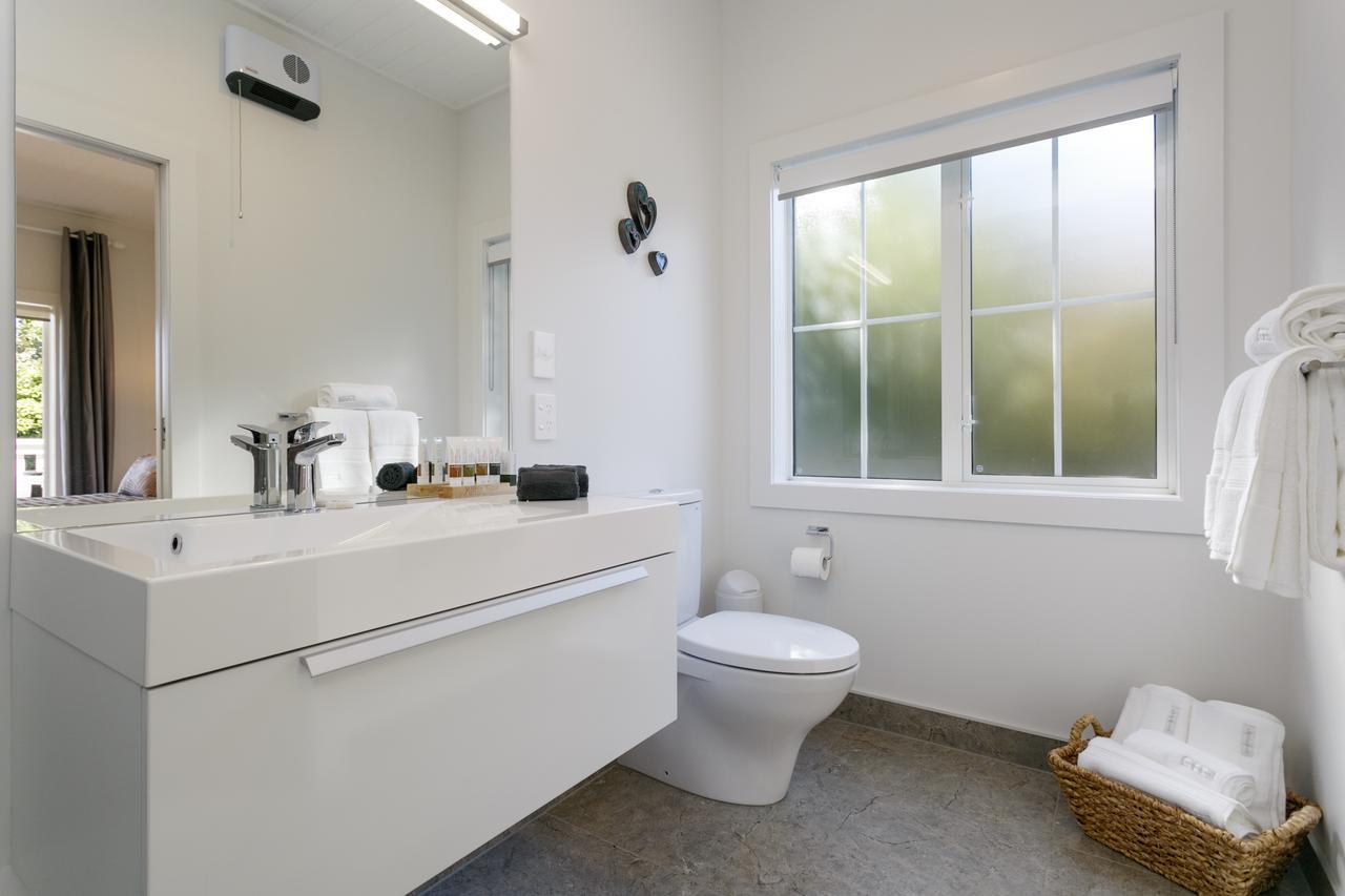 The Retreat Luxury Garden Villa Lac Lac Taupo Extérieur photo