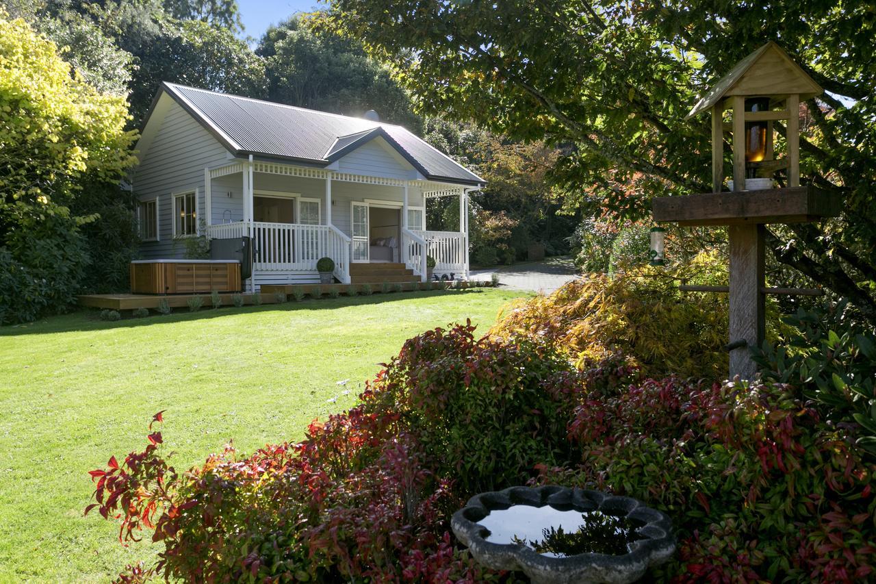 The Retreat Luxury Garden Villa Lac Lac Taupo Extérieur photo